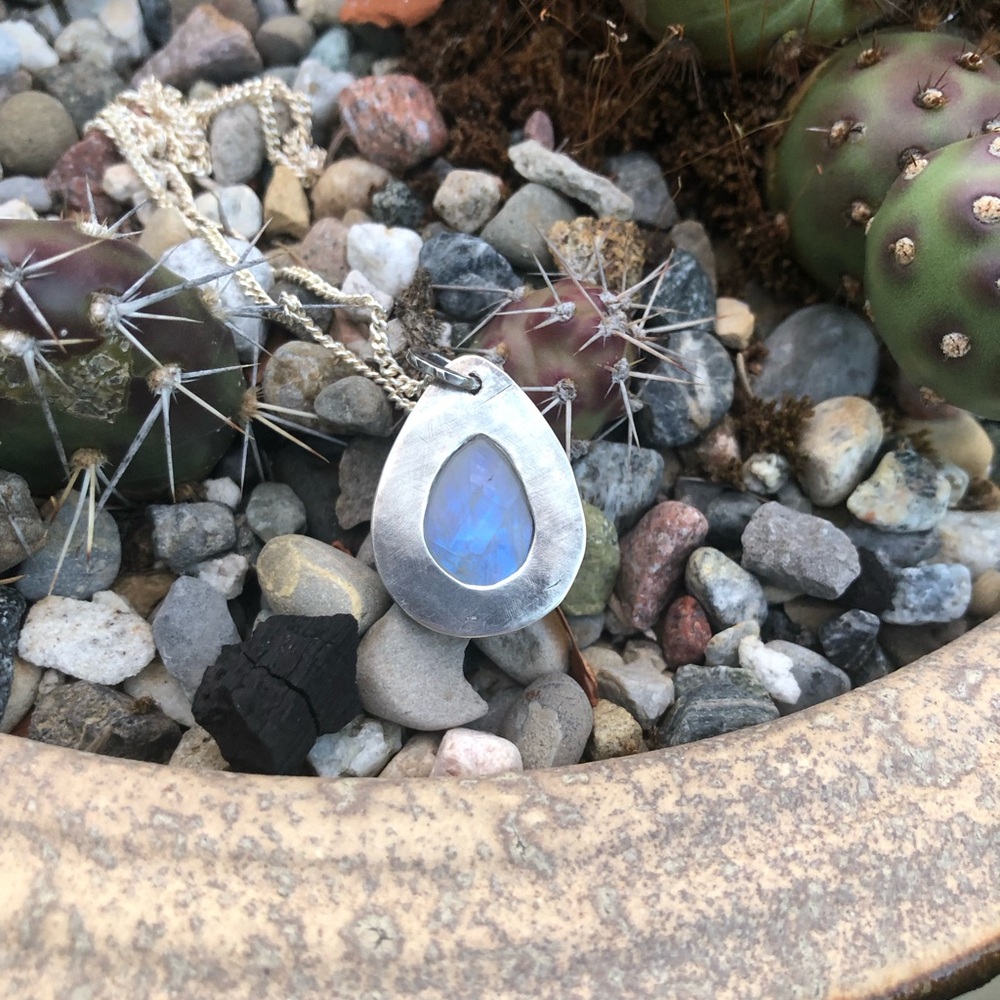Handmade Sterling Silver Teardrop Moonstone Pendant - Picture 5 of 7